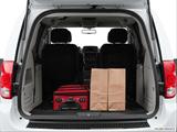  Trunk props photo